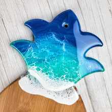 Load image into Gallery viewer, Pineapple Wave Serving Board - Blue