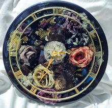 Load image into Gallery viewer, Vintage Style Floral Clock