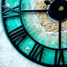 Load image into Gallery viewer, Tropical Green Island Clock
