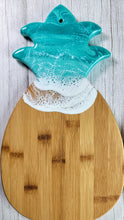 Load image into Gallery viewer, Pineapple Wave Serving Board