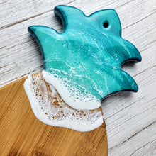 Load image into Gallery viewer, Pineapple Wave Serving Board