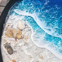 Load image into Gallery viewer, Gulf Shores Accent Table - Removable Tray Top