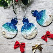 Load image into Gallery viewer, Round Beach Wave Ornaments