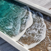 Load image into Gallery viewer, Seahorse Handle Beach Tray