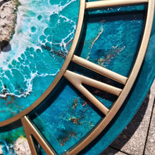 Load image into Gallery viewer, Emerald Luxe Island 20&quot; Clock
