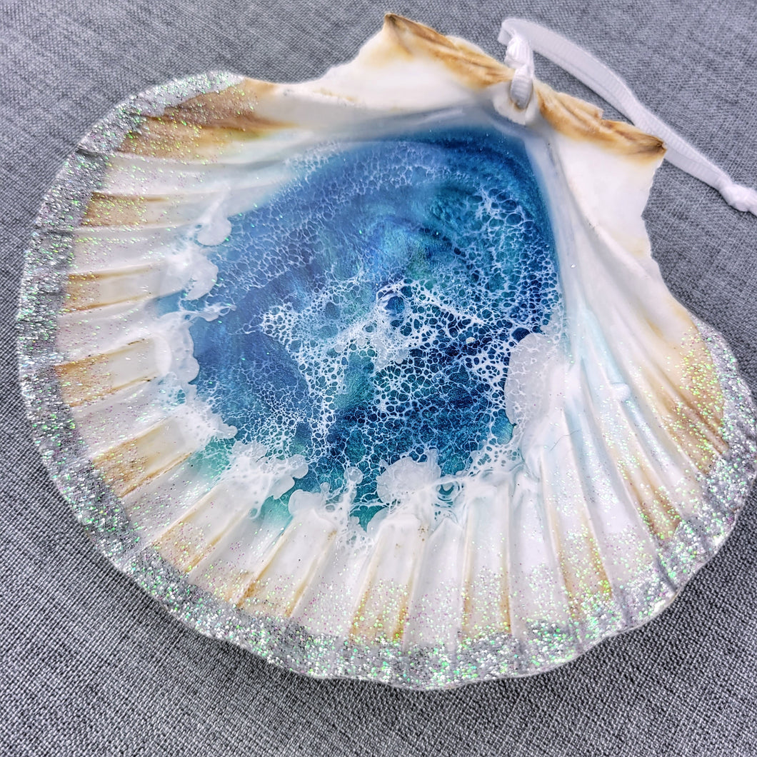 Scallop Shell Ocean Ornament - 2021